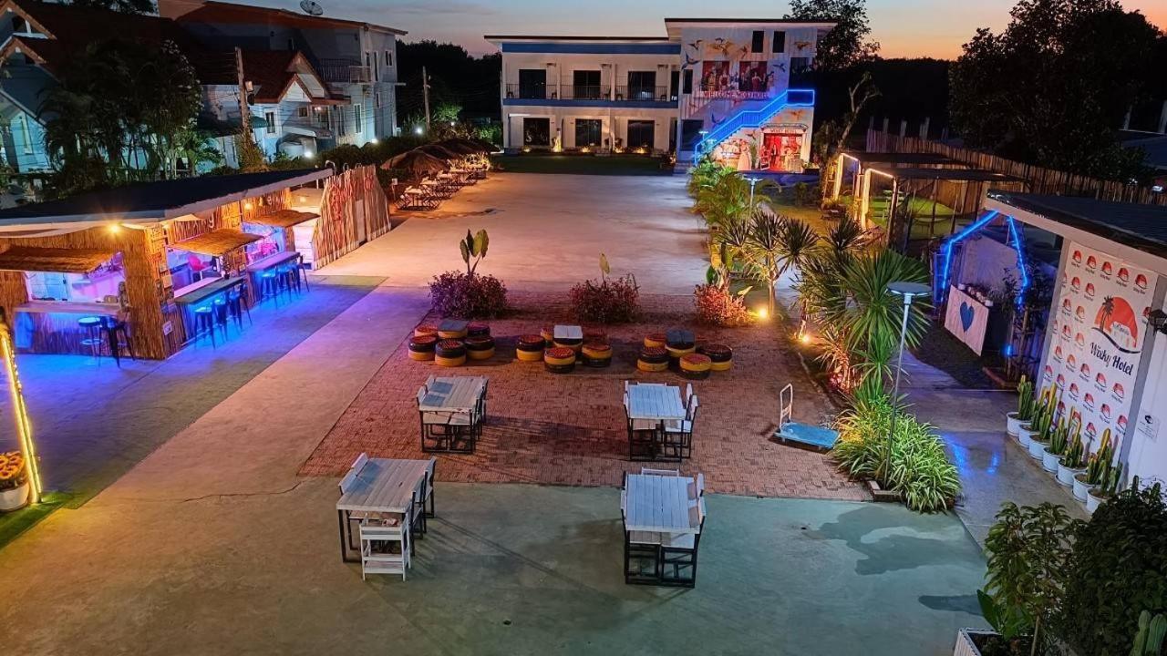 Wixky Hotel Nong Khai Exterior foto